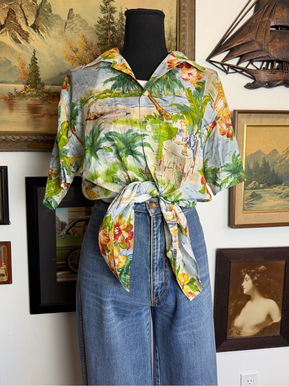 Vintage 1980s-90s Liz Claiborne Tropical Blouse  Size S-M